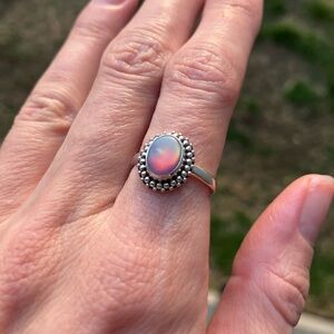 Beautiful Aurora opal, size 6